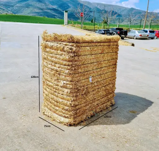 Gehakseld Tarwestro 400 kg baal
